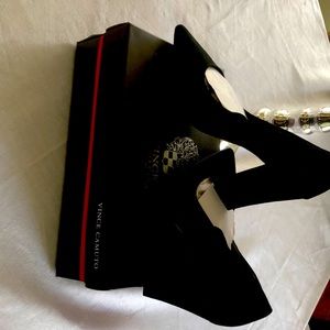New Vince Camino black suede pumps/triangle heels.